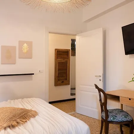 Pensionat Ensemble Di Vayadu