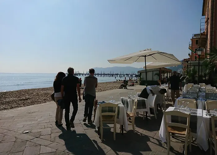 Pensionat Ensemble Di Vayadu 3*