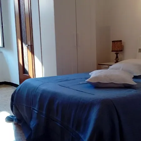 Ensemble Di Vayadu 3* Alassio