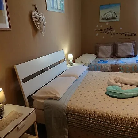 Vendégház Ensemble Di Vayadu Alassio