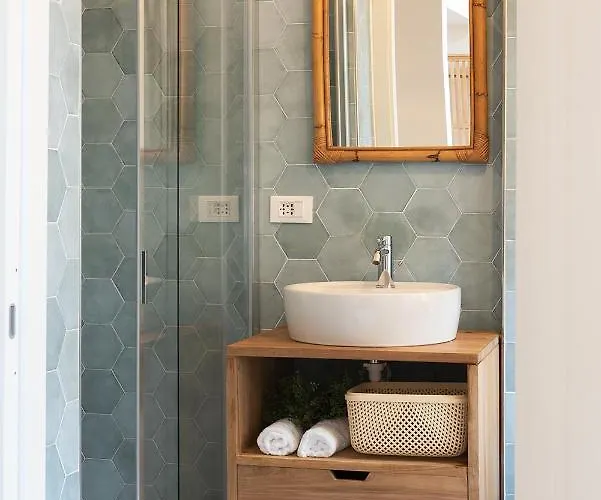 Ensemble Di Vayadu 3*