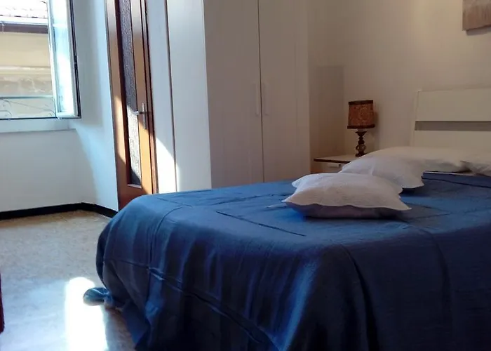 Ensemble Di Vayadu 3* Alassio